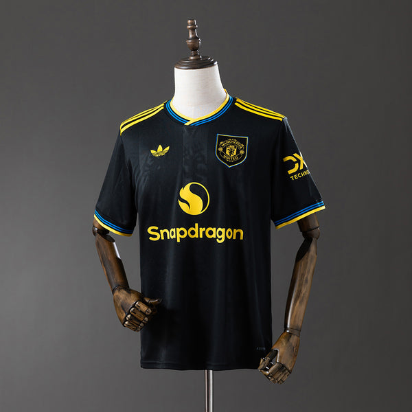 Manchester United 25-26 Away - 1