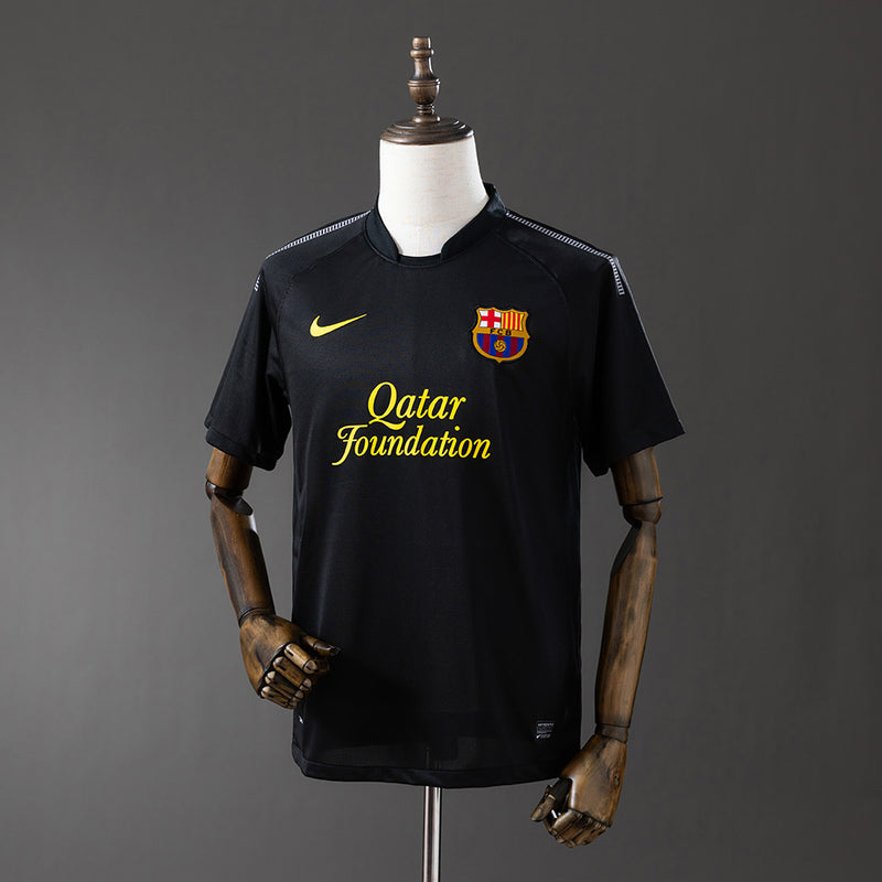 Barcelona 11/12 Away