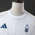 Nottingham Forest 25/26 Away - Imagen 7