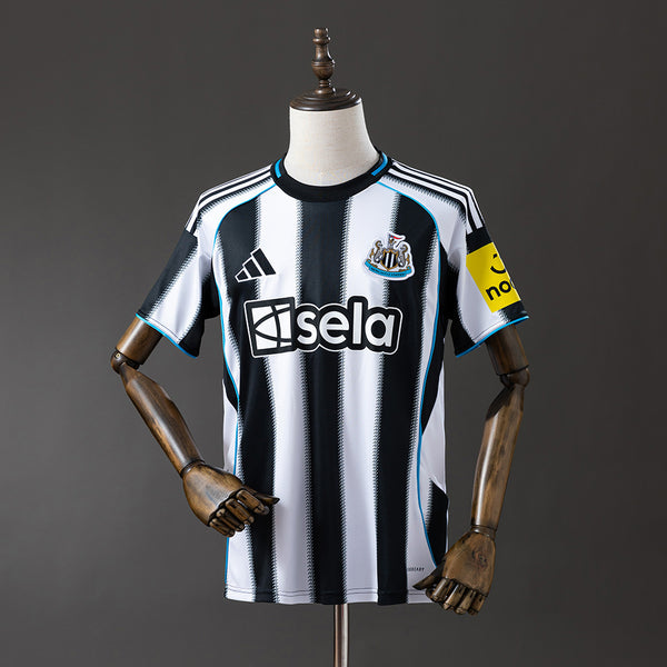 Newcastle United 25-26 Home - 1